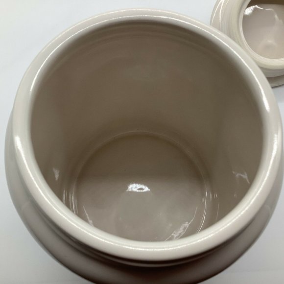 Rae Dunn PASTA Round Container - Picture 11 of 12